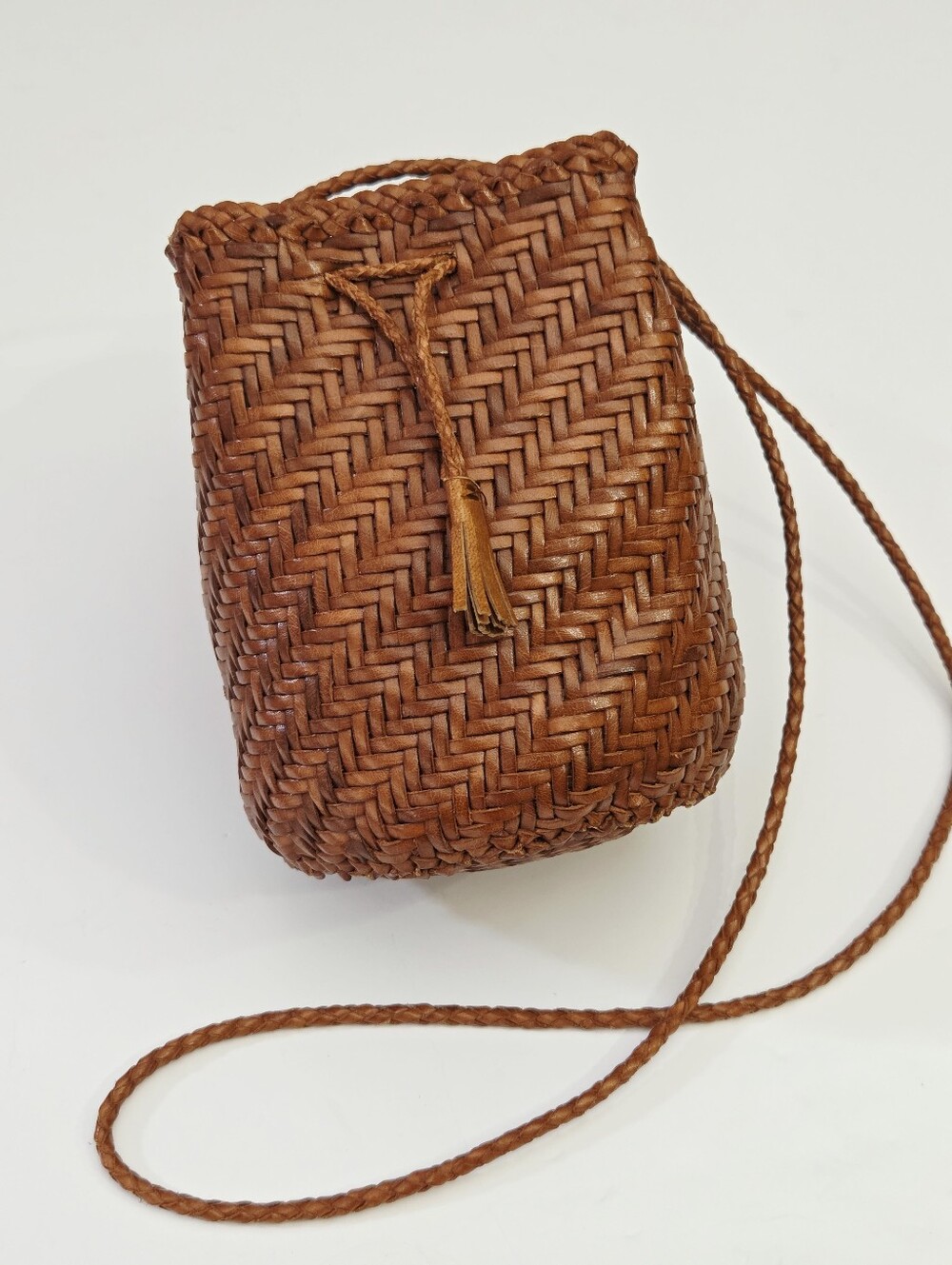 EXCELLENT DRAGON DIFFUSION POMPOM DOUBLE JUMP SHOULDER BAG